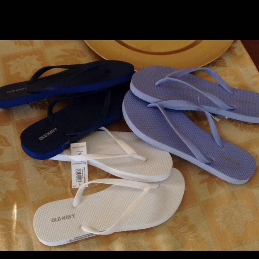Old Navy Flip flops